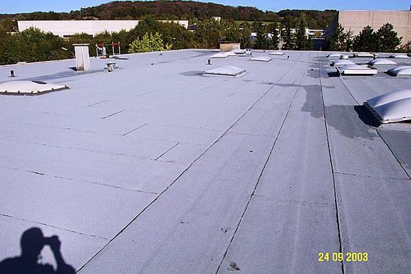 Flachdacharbeiten durch unseren Dachdeckerbetrieb